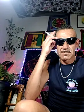 Snapshot of Bbboy42 chatting on 01/24/25, 10:00 Bbboy42 online show from 01/24/25, 10:00