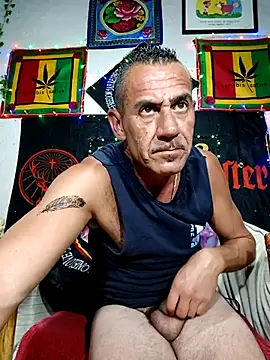 Snapshot of Bbboy42 chatting on 02/19/25, 09:25 Bbboy42 online show from 02/19/25, 09:25