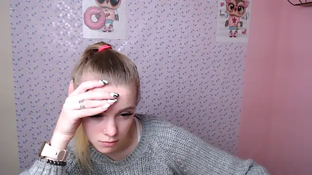 Snapshot of AliceFlirtt_ chatting on 01/03/25, 02:19 AliceFlirtt online show from 01/03/25, 02:19