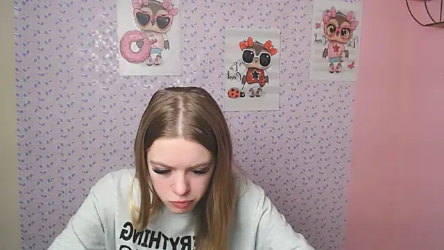 Snapshot of AliceFlirtt_ chatting on 01/09/25, 10:52 AliceFlirtt online show from 01/09/25, 10:52