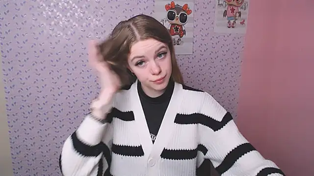 Snapshot of AliceFlirtt_ chatting on 01/20/25, 08:41 AliceFlirtt online show from 01/20/25, 08:41