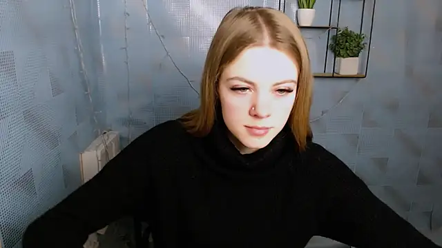 Snapshot of AliceFlirtt_ chatting on 02/06/25, 08:18 AliceFlirtt online show from 02/06/25, 08:18