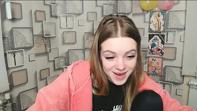 Snapshot of AliceFlirtt_ chatting on 02/15/25, 10:55 AliceFlirtt online show from 02/15/25, 10:55