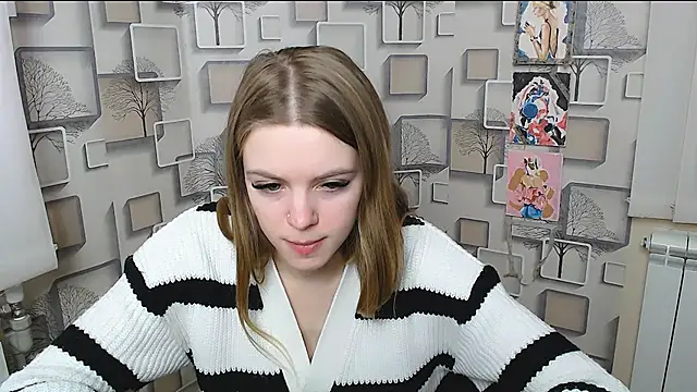 Snapshot of AliceFlirtt_ chatting on 03/10/25, 02:37 AliceFlirtt online show from 03/10/25, 02:37