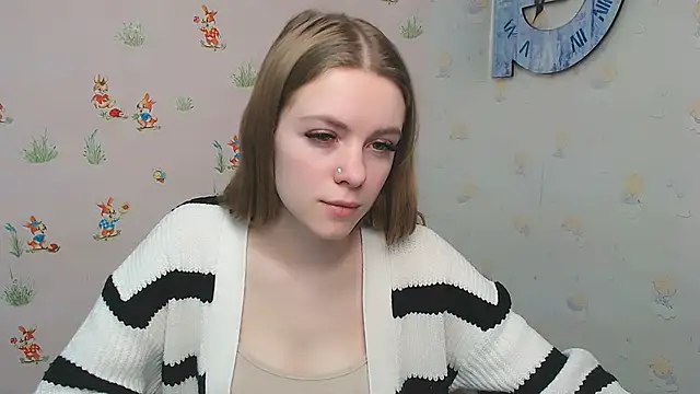 Snapshot of AliceFlirtt_ chatting on 03/14/25, 02:08 AliceFlirtt online show from 03/14/25, 02:08
