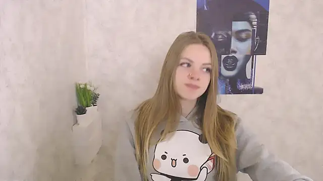 Snapshot of AliceFlirtt_ chatting on 10/13/25, 06:24 AliceFlirtt online show from 10/13/25, 06:24