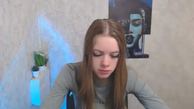 Snapshot of AliceFlirtt_ chatting on 12/03/25, 08:45 AliceFlirtt online show from 12/03/25, 08:45