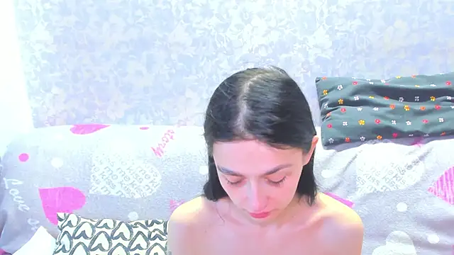 Vanessa Florence online show from 05/17/26, 01:03