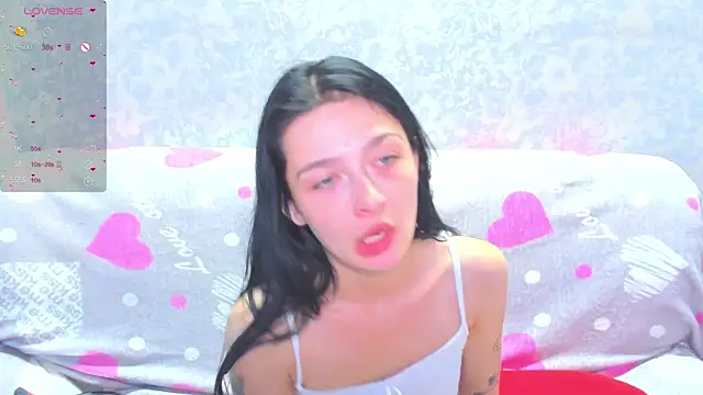 Snapshot of Vanessa_Florence chatting on 06/27/26, 01:21 Vanessa Florence online show from 06/27/26, 01:21