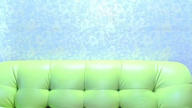 Snapshot of Vanessa_Florence chatting on 07/04/26, 01:23 Vanessa Florence online show from 07/04/26, 01:23