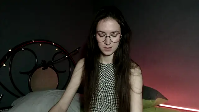 wow  kelly online show from 01/07/25, 03:23