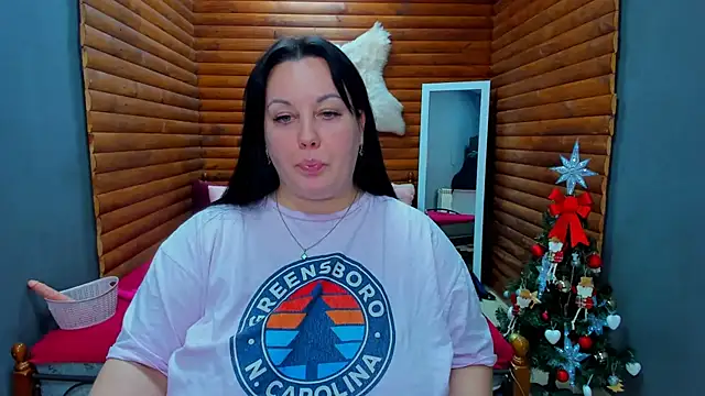 Snapshot of BubbleEmma chatting on 01/12/25, 03:57 BubbleEmma online show from 01/12/25, 03:57