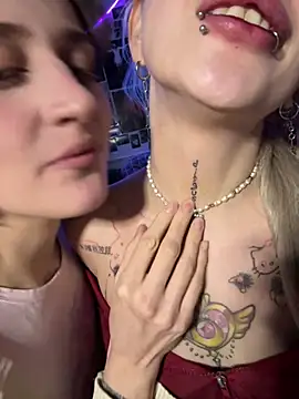 Dooubletroublee online show from 03/26/26, 01:01