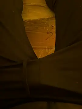 Snapshot of cussy007 chatting on 02/09/26, 01:15 cussy007 online show from 02/09/26, 01:15