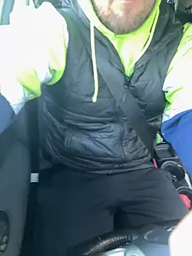 Snapshot of cussy007 chatting on 03/18/26, 07:00 cussy007 online show from 03/18/26, 07:00