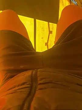 Snapshot of cussy007 chatting on 03/23/26, 11:58 cussy007 online show from 03/23/26, 11:58