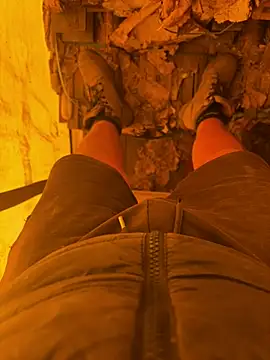 Snapshot of cussy007 chatting on 04/01/26, 09:32 cussy007 online show from 04/01/26, 09:32