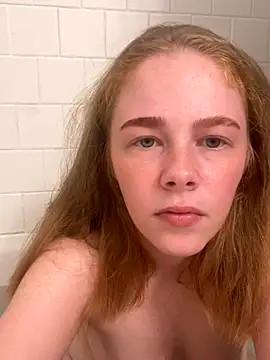 Snapshot of daddyscumprincess chatting on 11/03/25, 01:19 daddyscumprincess online show from 11/03/25, 01:19