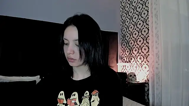 Adeelinee online show from 05/23/26, 08:24