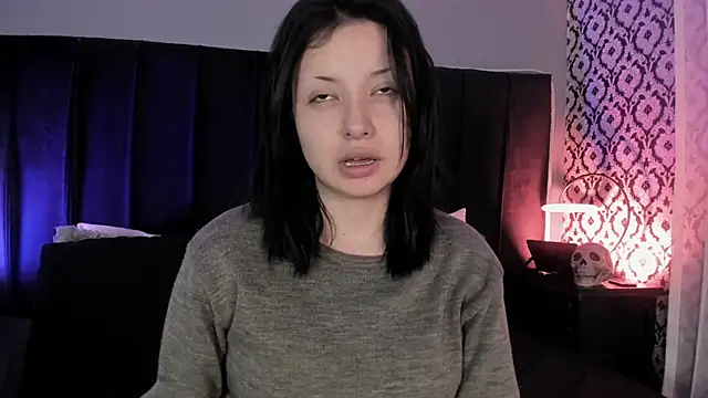 Adeelinee online show from 06/01/26, 07:59