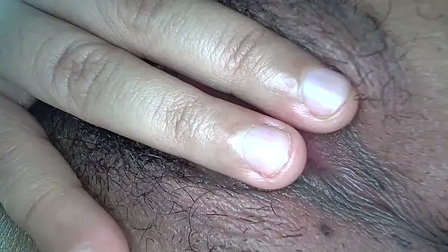 Snapshot of white_sexy_ chatting on 11/21/25, 10:25 white sexy online show from 11/21/25, 10:25