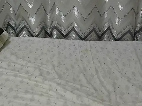 Snapshot of banitah chatting on 11/20/25, 03:07 banitah online show from 11/20/25, 03:07