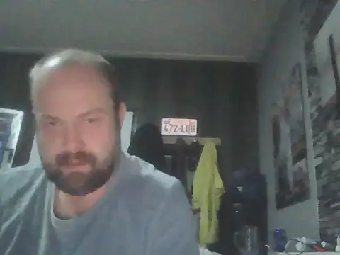 Prehistorixxx2686 online show from 02/11/25, 08:42