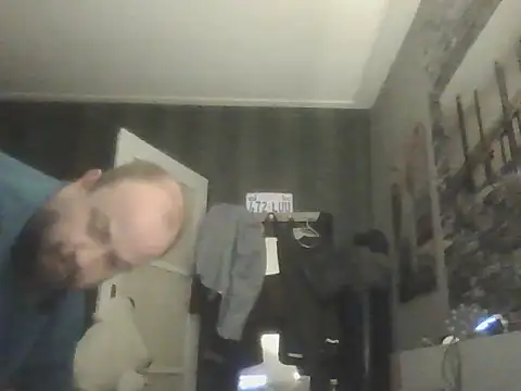 Prehistorixxx2686 online show from 10/11/25, 04:27