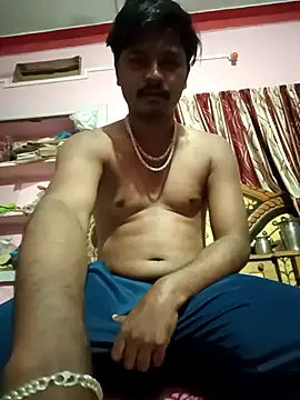 Snapshot of Kartik_bbc_indian chatting on 10/17/25, 08:55 Kartik bbc indian online show from 10/17/25, 08:55