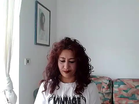 Snapshot of danasantoreal chatting on 09/24/25, 08:06 danasantoreal online show from 09/24/25, 08:06