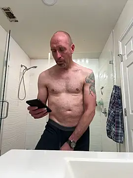 El Gizmo online show from 03/11/25, 08:41