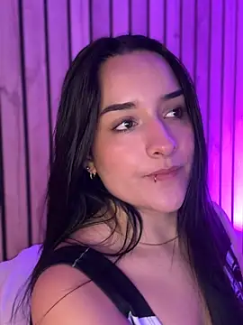 Snapshot of hanna_lee02 chatting on 01/28/25, 12:00 hanna lee02 online show from 01/28/25, 12:00