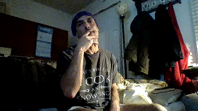 Snapshot of Dickinyou1980 chatting on 03/19/25, 03:30 Dickinyou1980 online show from 03/19/25, 03:30