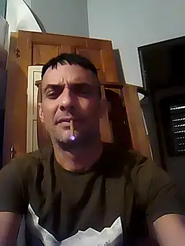 Snapshot of Dickinyou1980 chatting on 10/05/25, 09:51 Dickinyou1980 online show from 10/05/25, 09:51