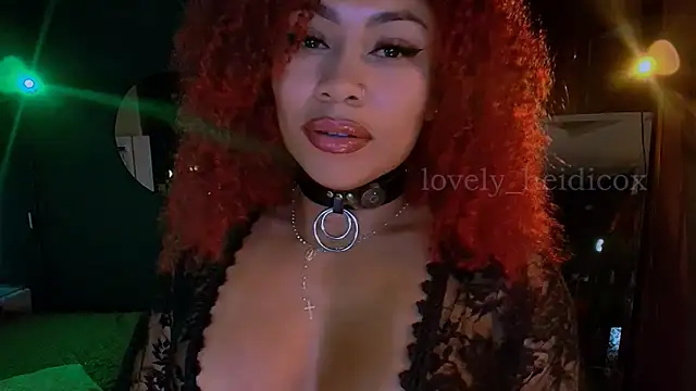 HeidiCox online show from 11/23/25, 09:25