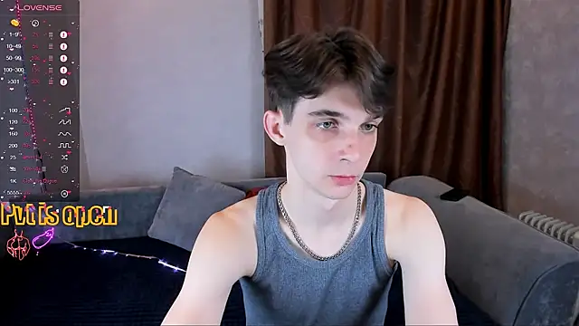 Aaron Boom online show from 04/19/26, 08:00