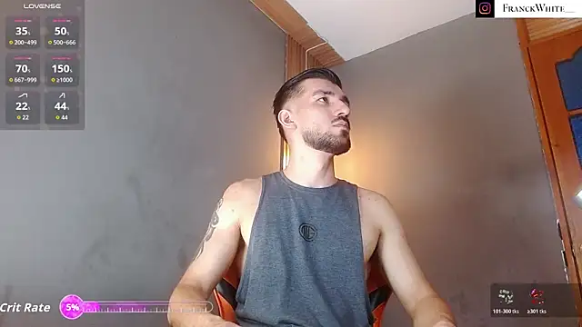 Snapshot of Mr_WhiteCock chatting on 05/20/26, 03:29 Mr WhiteCock online show from 05/20/26, 03:29