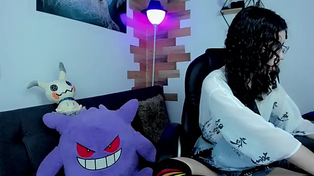 Snapshot of Angel_Dust18 chatting on 12/10/24, 10:58 Angel Dust18 online show from 12/10/24, 10:58