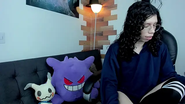 Snapshot of Angel_Dust18 chatting on 12/20/24, 11:05 Angel Dust18 online show from 12/20/24, 11:05