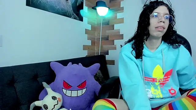 Snapshot of Angel_Dust18 chatting on 12/22/24, 07:52 Angel Dust18 online show from 12/22/24, 07:52