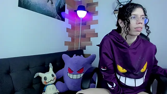 Snapshot of Angel_Dust18 chatting on 12/23/24, 08:14 Angel Dust18 online show from 12/23/24, 08:14