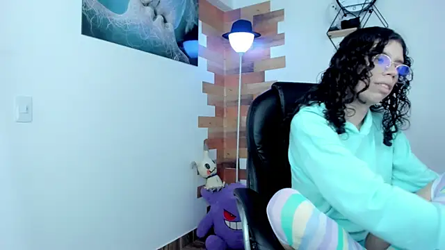 Snapshot of Angel_Dust18 chatting on 01/09/25, 11:24 Angel Dust18 online show from 01/09/25, 11:24