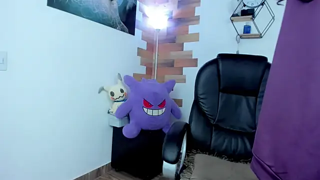 Snapshot of Angel_Dust18 chatting on 01/14/25, 08:48 Angel Dust18 online show from 01/14/25, 08:48