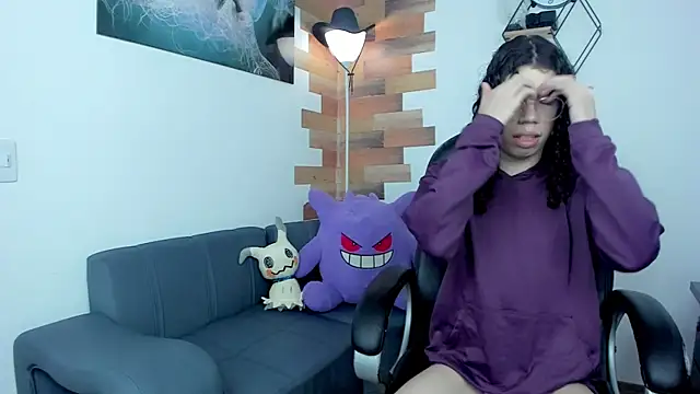 Snapshot of Angel_Dust18 chatting on 02/11/25, 08:52 Angel Dust18 online show from 02/11/25, 08:52