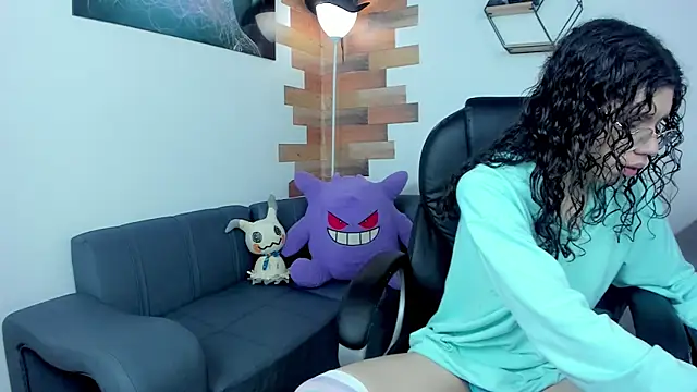 Snapshot of Angel_Dust18 chatting on 02/18/25, 08:47 Angel Dust18 online show from 02/18/25, 08:47