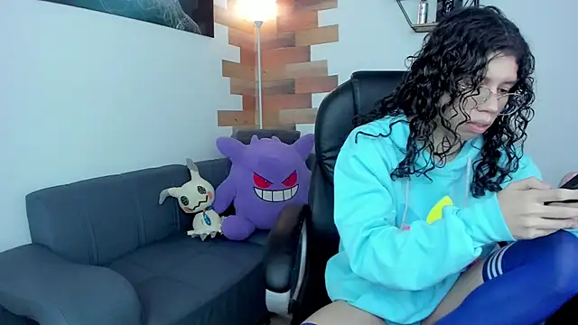 Snapshot of Angel_Dust18 chatting on 03/08/25, 08:46 Angel Dust18 online show from 03/08/25, 08:46