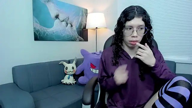 Snapshot of Angel_Dust18 chatting on 09/27/25, 02:44 Angel Dust18 online show from 09/27/25, 02:44