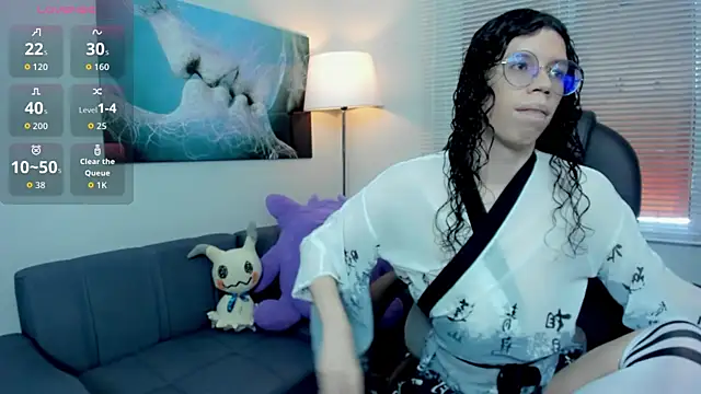 Snapshot of Angel_Dust18 chatting on 10/18/25, 02:18 Angel Dust18 online show from 10/18/25, 02:18