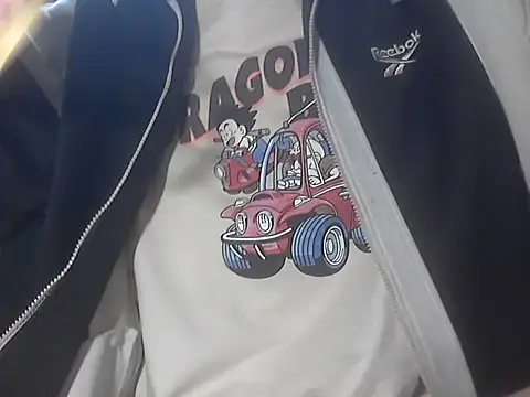 Snapshot of shikokichi55 chatting on 12/18/25, 02:01 shikokichi55 online show from 12/18/25, 02:01