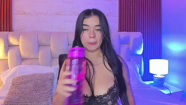 SophiaWylde online show from 03/19/25, 10:22